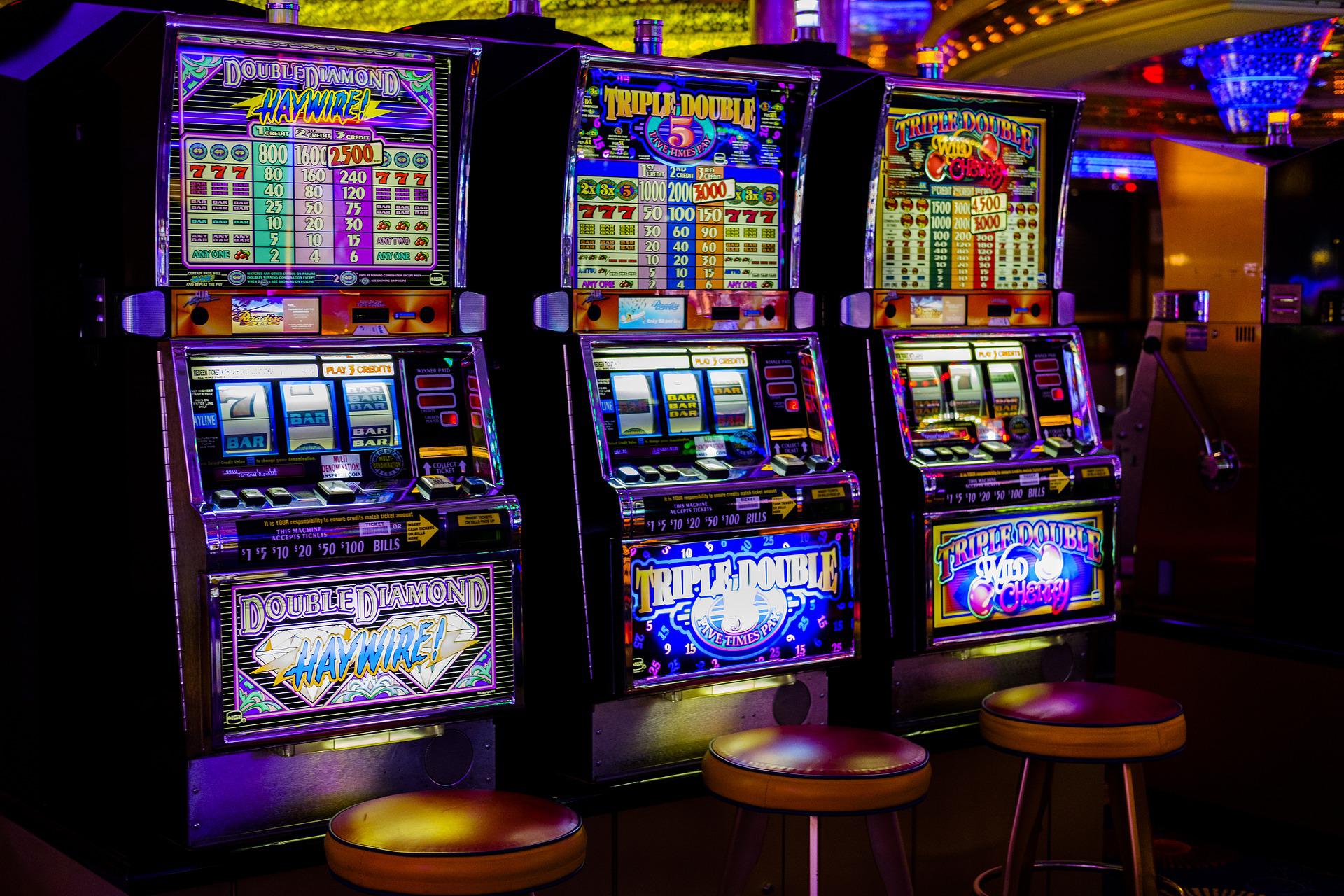 HOW TO WIN THE JACKPOT PLAYING PROGRESSIVE SLOTS